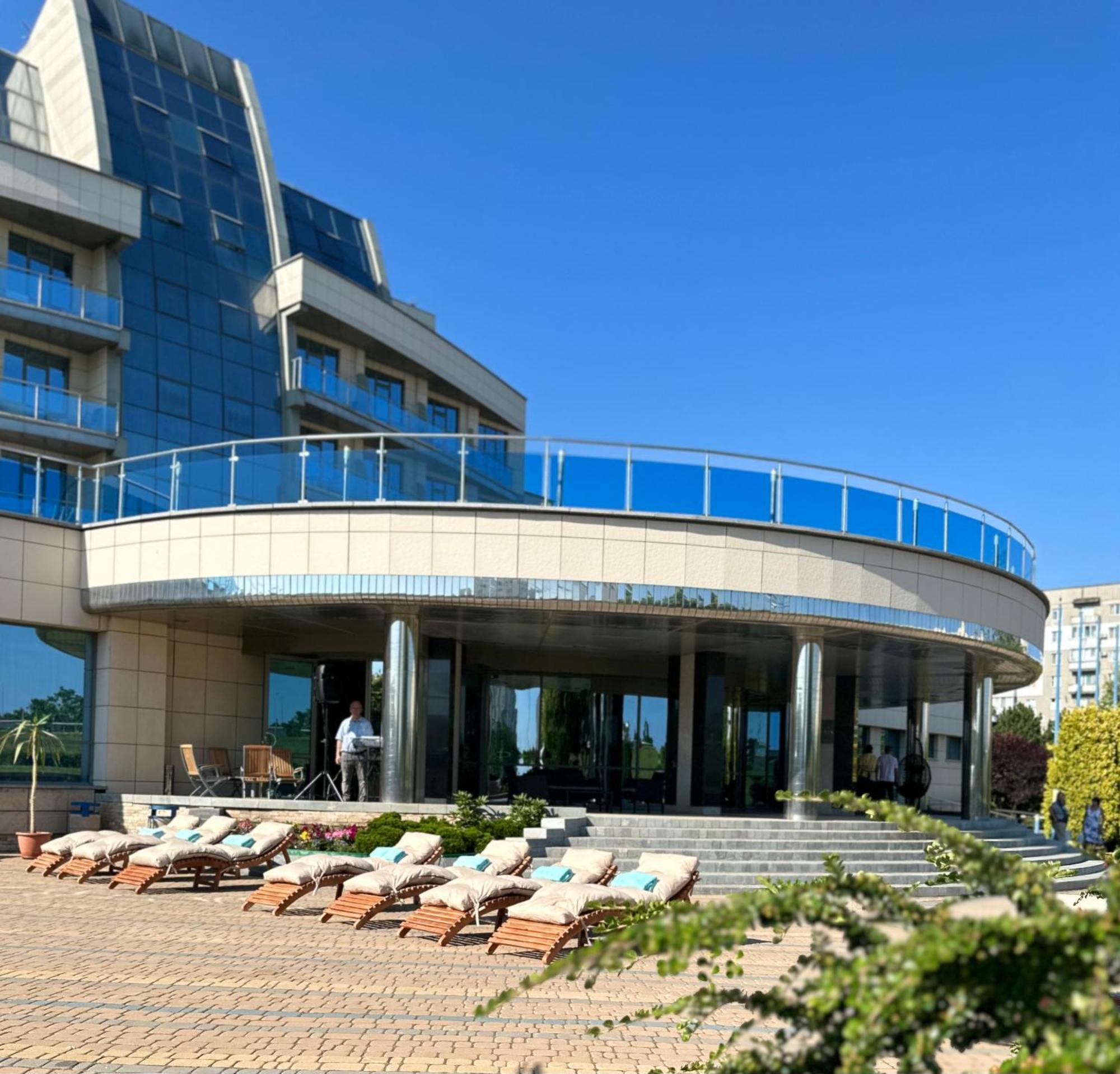 Готель Елада Yuzhne Exterior photo